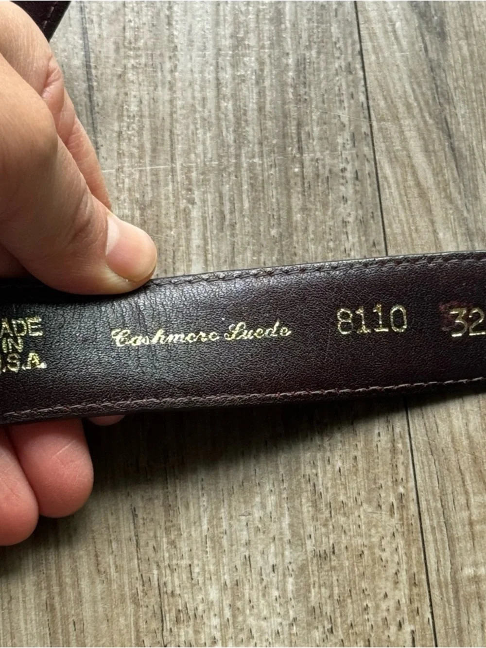Vtg Robinsons suede red belt